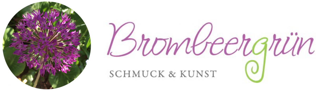 Brombeergrün