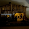 Weihnachtskrippe alpenländischer Stil mit Figuren