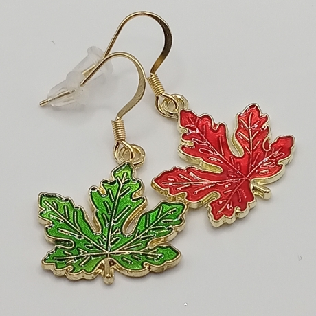 Ahornblätter grün rot Ohrhänger Ohrringe Modeschmuck