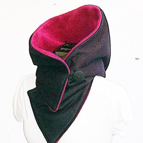 Kapuzenschal - Softshell / wasserdicht / schwarz, Kragen