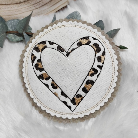 0052 – Stickdateien Leo inkl. 2 ITH