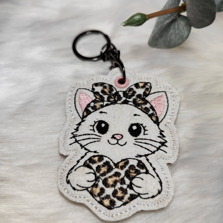 0055 – Stickdateien Leo Tiere  inkl. ITH Anhänger