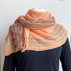 Asymmetrisches Dreiecktuch Apricot handgestrickt ca 85 x 200 cm