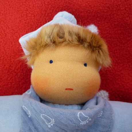 Träumerle. Kleinkindpuppe schafwollgefüllt