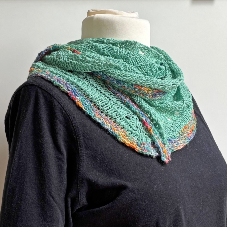 Dreiecktuch Dunkel Mint handgestrickt mit Seide ca 35 x 175 cm