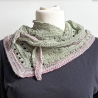 Dreiecktuch Moosgrün handgestrickt mit Seide ca 35 x 165 cm