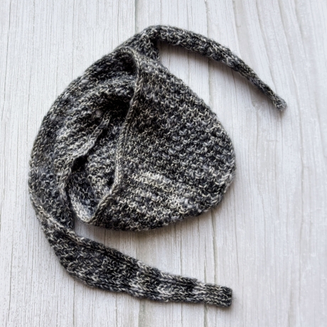 Handgestrickter Knotenschal Grau Noppenmuster ca 12 x 100 cm