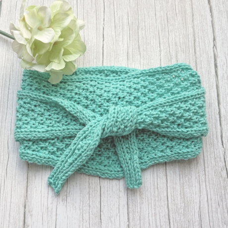 Mini Tuch Mint Knotenschal in Noppen gestrickt ca 12 x 105 cm