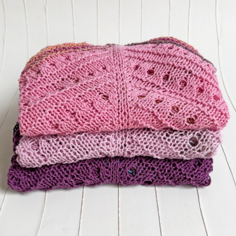 Dreieckstuch Flamingo Rosa mit Seide handgestrickt ca 35 x 170 cm