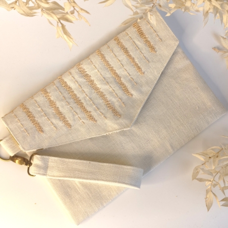 handbestickte Clutch - Einzigartiges Unikat!