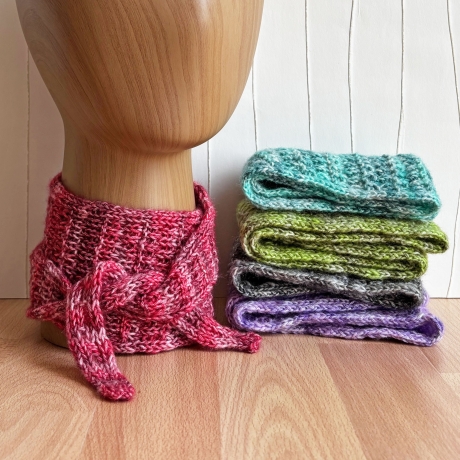 Handgestrickter Knotenschal Petrol Strukturmuster ca 11 x 105 cm