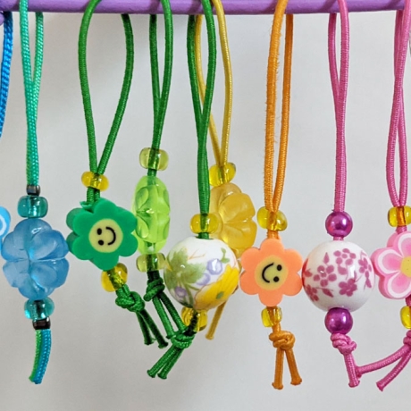 Maschenmarkierer Blumen Set mit 10 Stück bunte Dekoperlen