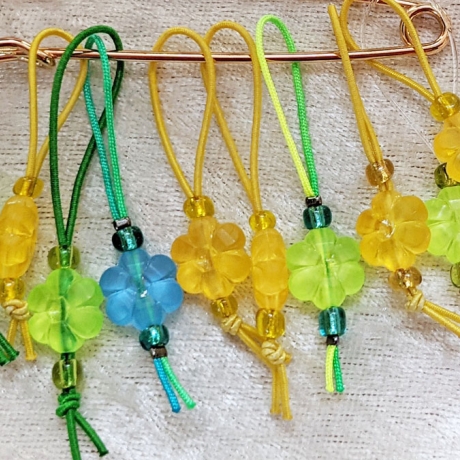 Maschenmarkierer Blumen Set mit 10 Stück bunte Dekoperlen