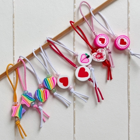 Maschenmarkierer Herzen Set mit 10 Stück bunte Dekoperlen