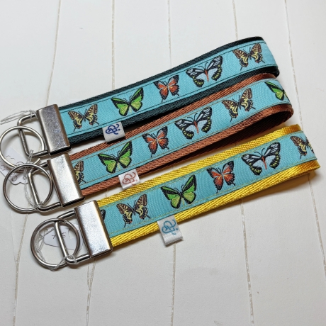 Schlüsselband Schmetterlinge Borte auf Webband ca 2,5 x 15 cm