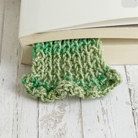 Lesezeichen Grün verschiedene Formen handgestrickt