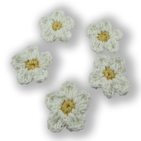 5 Weiße Häkelblumen Echte Handarbeit 100 % Baumwolle