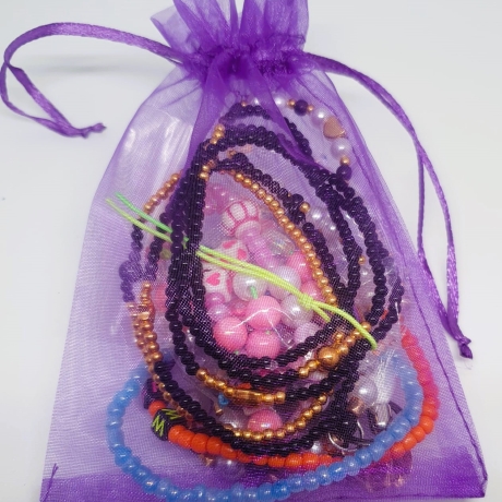 Mystery Bag mit 10 Schmuckstücken