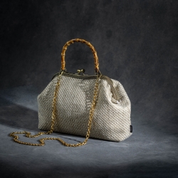 Handgemachte Tasche – Creme mit feinem Glanzgewebe