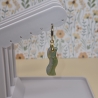 Handgefertigte Wellen-Ohrringe in Apatit-Optik – Polymer Clay