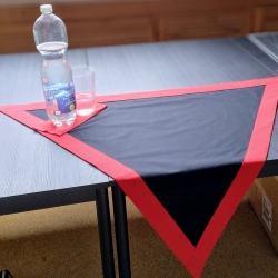 Tischdecke BlackColour schwarz / rot