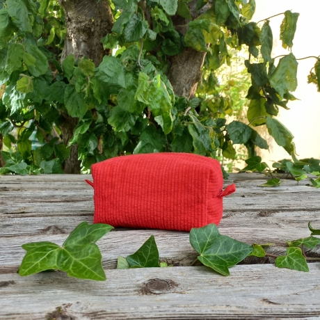 Kulturbeutel Boxy Rot | Cord | Kosmetiktasche handgemacht