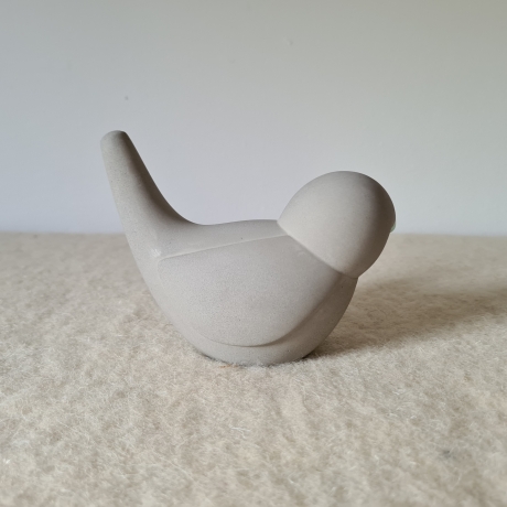 Vogel Figur / Vögelchen Beton bemalter Schnabel mint Deko-Objekt