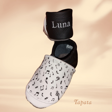 Babyschuhe personalisierbar mit Namen - Musik (Gr. 18-23)