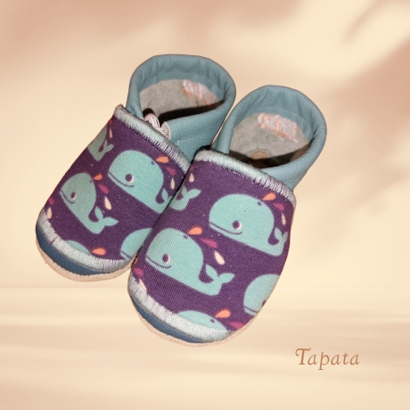 Babyschuhe mit Namen, Lederschuhe - Wale (Gr. 18-23)