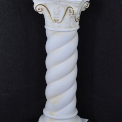 Schöne, hohe, gedrehte griechische Säule. 100 cm.