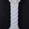 Schöne, hohe, gedrehte griechische Säule. 100 cm.