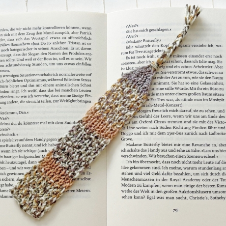 Lesezeichen Braun Brauntöne verschiedene Formen handgestrickt 