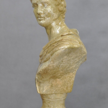 Schöne Büste des Apollo. 51 cm.