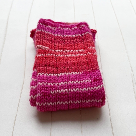 Handstulpen mit Daumenloch Rottöne gestrickt Umfang bis ca 27 cm