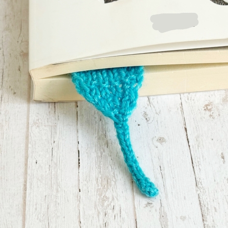 Lesezeichen Blau verschiedene Formen handgestrickt