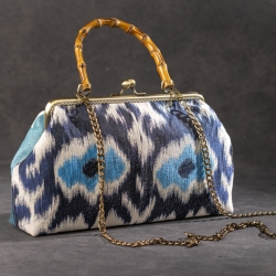 Handgemachte Jacquard Tasche – Blau/Weiß Ikat-Muster