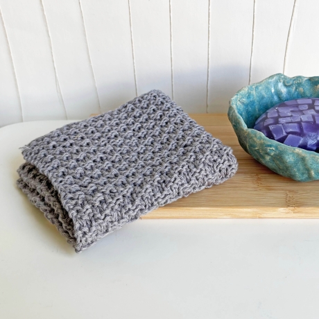 Spültuch Braun Grau Blau mit Leinen ca 27x27 cm handgestrickt