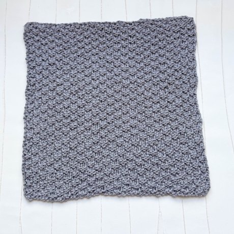 Spültuch Braun Grau Blau mit Leinen ca 27x27 cm handgestrickt