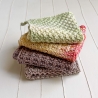 Kleines Spültuch mit Farbverlauf ca 17x17 cm handgestrickt