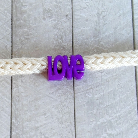 Wickelarmband LOVE Baumwolle und bunte Wortperle ca 32 - 40cm
