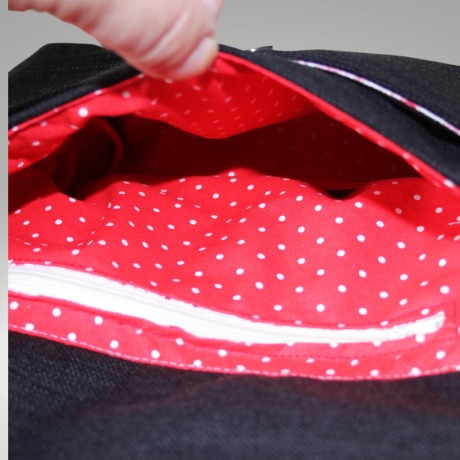 kleine Umhängetasche Damen/Clutch/Handtasche/Punkte/schwarz rot