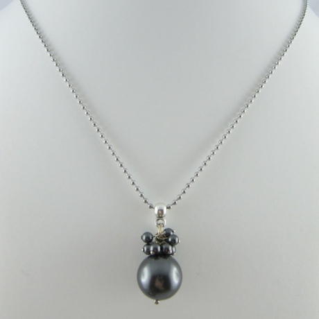 Lange Kette Perlen Dunkelgrau (150)