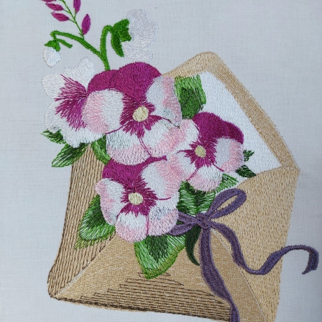 Blumenbrief Stickdatei – Romantisches Umschlag-Motiv mit Blüten