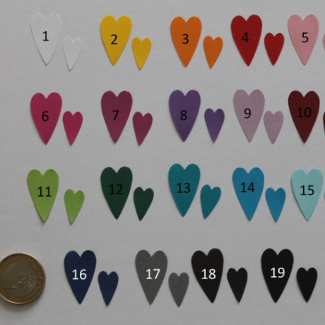 100 Herzen aus Papier