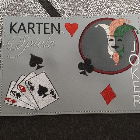 Würfel Mugrug   -  Stickdatei bei Michis Textilatelier