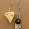 Käse Ecke und Weinflasche braun Ohrhänger Ohrringe Modeschmuck