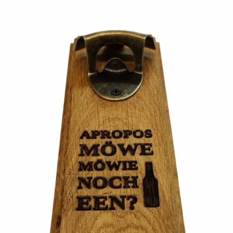 Wand-Flaschenöffner „Apropos Möwe“ aus Eichenholz