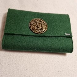 Geldbörse aus Wollfilz in grün