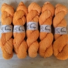Handgefärbtes Strickgarn mit Bouretteseide 