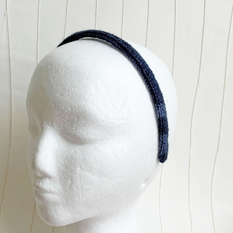 Schmale Haarreifen mit handgestricktem Bezug anniestrickt